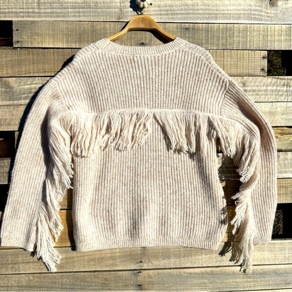Woman’s Witty Fox knitted sweater with fringe Size XL